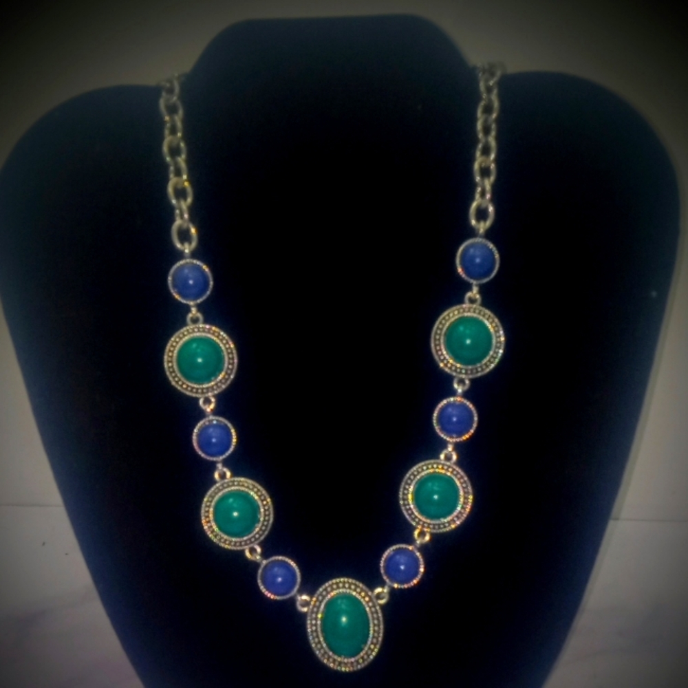 Green and Blue smooth and studded bead necklace